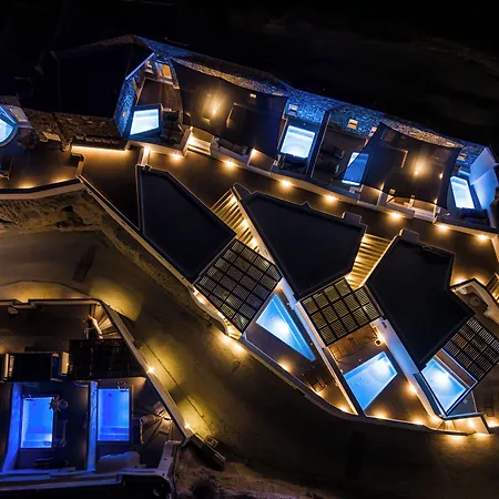 Aparthotel Victoria Caves 4*