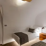 Victoria Caves Apartmanhotel