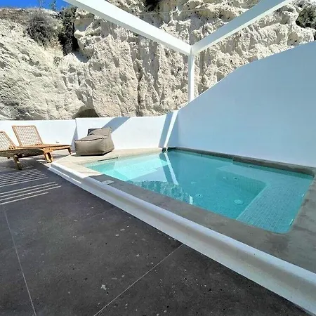 Victoria Caves Aparthotel Vothon