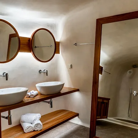 Aparthotel Victoria Caves 4*