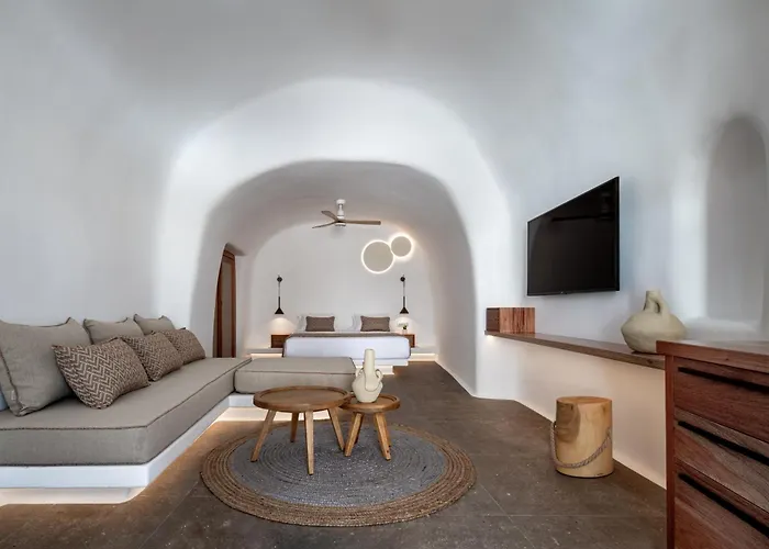 Aparthotel Victoria Caves 4*