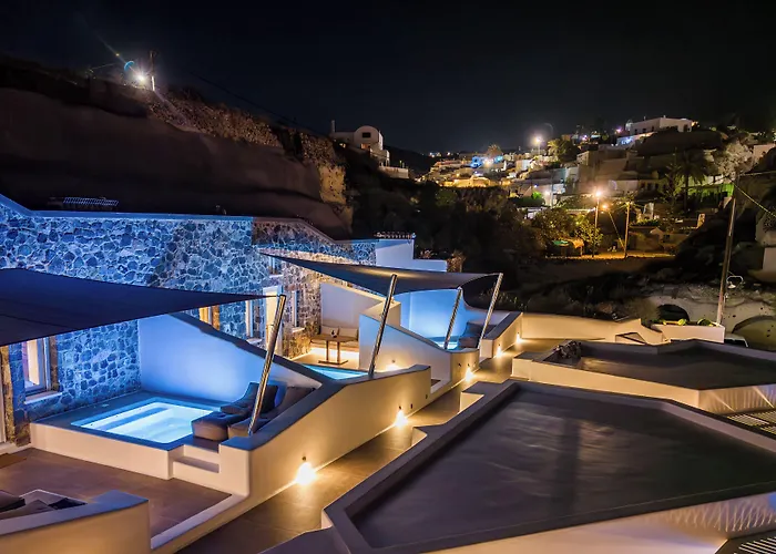 Aparthotel Victoria Caves 4*