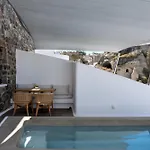 Victoria Caves Aparthotel