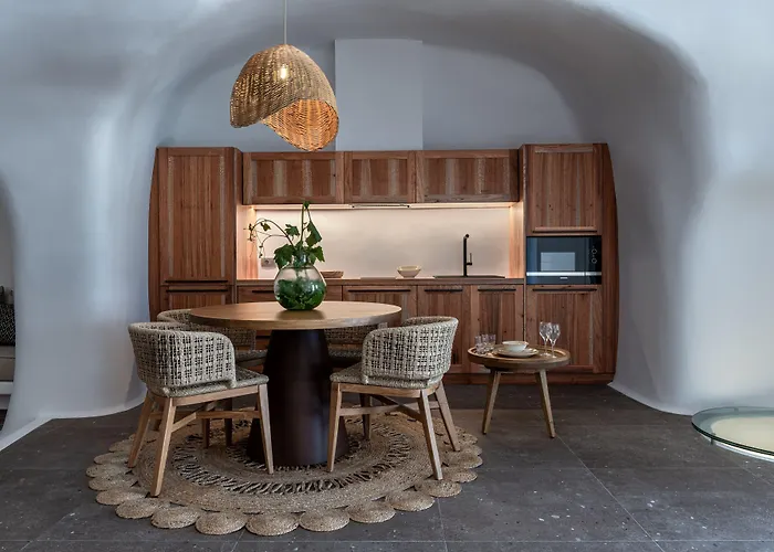 Victoria Caves Apartmanhotel 4*